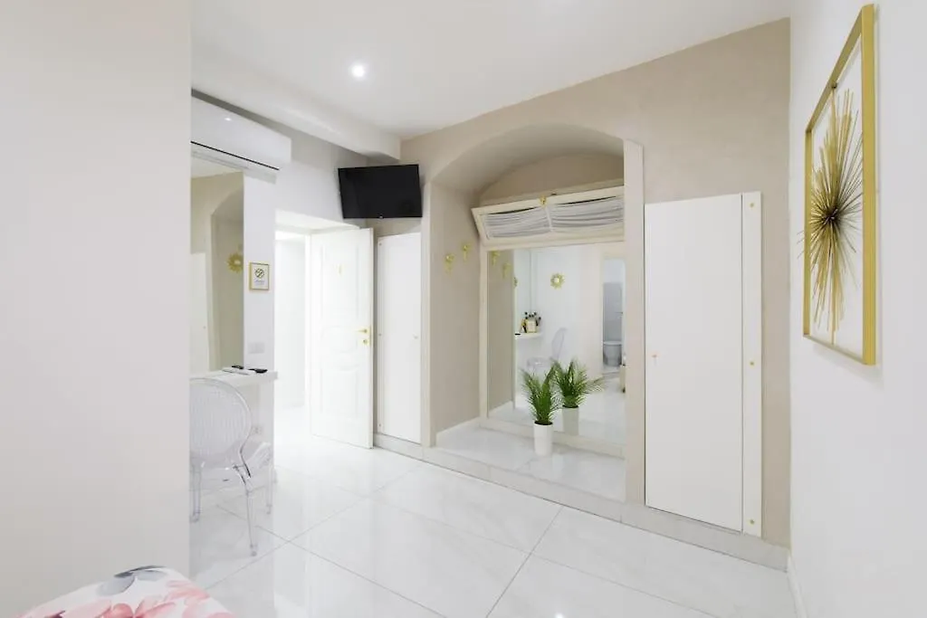 Gran Maison Toledo Naples Apartment